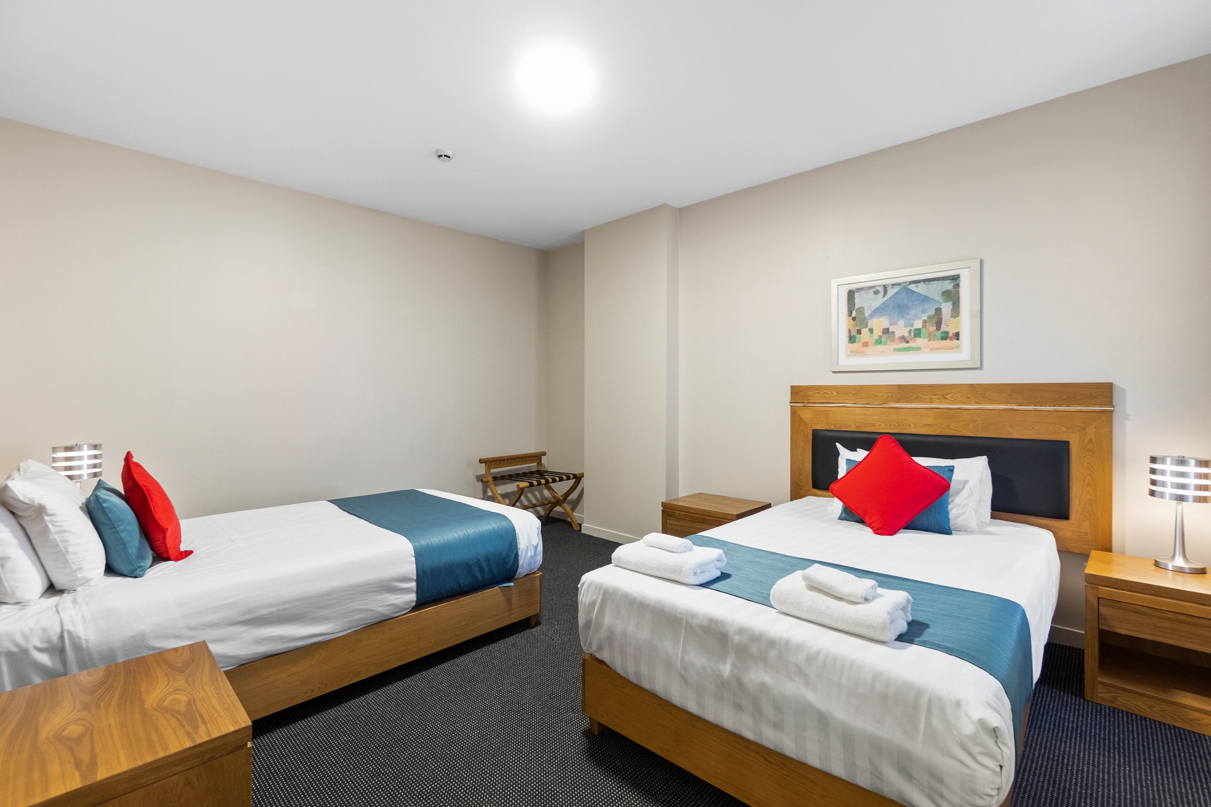 Ramada By Wyndham, Hamilton City Center Exterior photo